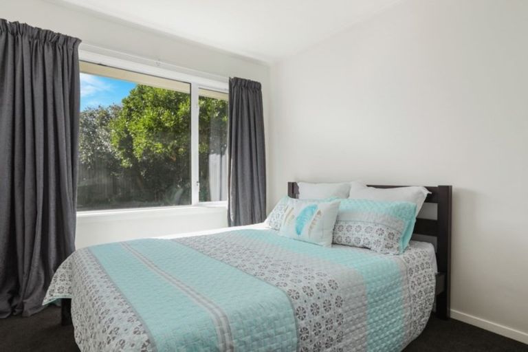 Photo of property in 98 Greenhaven Drive, Burwood, Christchurch, 8083