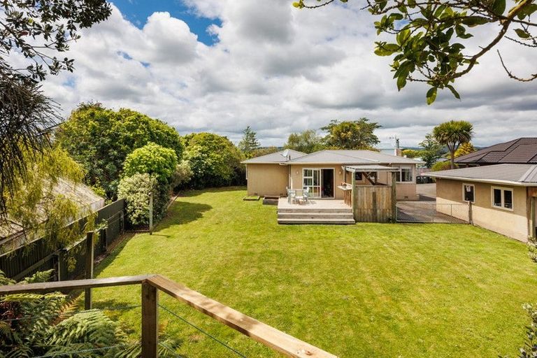 Photo of property in 25 Galway Avenue, Hokowhitu, Palmerston North, 4410