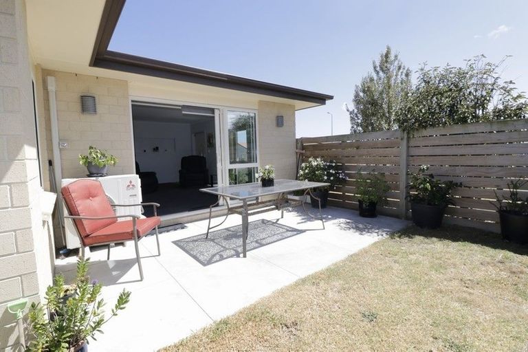 Photo of property in 8 Oxnam Place, Foxton Beach, Foxton, 4815