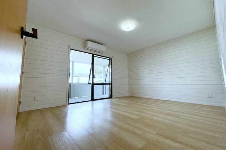 Photo of property in 7 Coubray Place, Botany Downs, Auckland, 2010