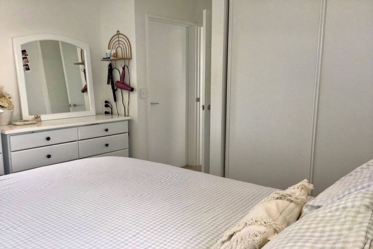 Photo of property in 2/108 Edgeware Road, St Albans, Christchurch, 8014