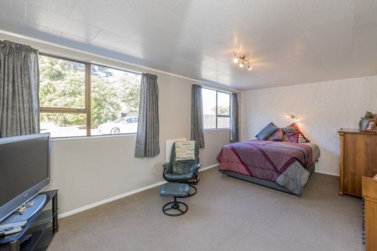 Photo of property in 531 Kawiu Road, Levin, 5572