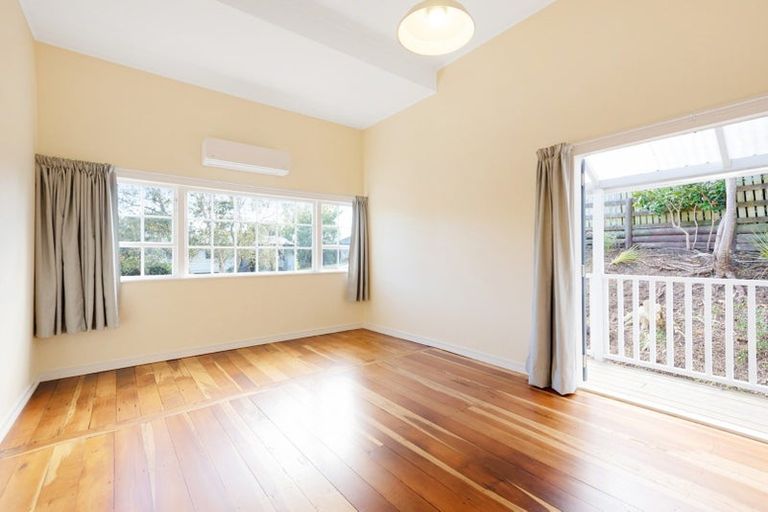 Photo of property in 73 Awatea Street, Ranui, Porirua, 5024