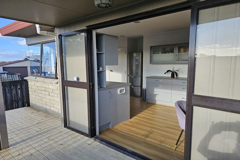 Photo of property in 13a Churchill Terrace, Waiuku, 2123