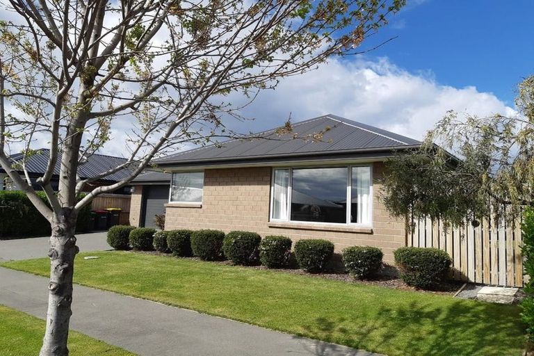 Photo of property in 3 Bradwell Crescent, Halswell, Christchurch, 8025