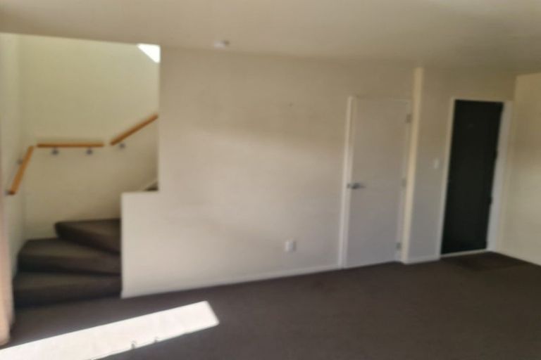 Photo of property in 300 Riccarton Road, Upper Riccarton, Christchurch, 8041