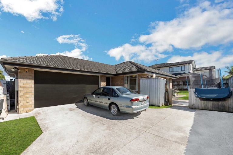 Photo of property in 4 Waitaua Street, Papakura, 2110