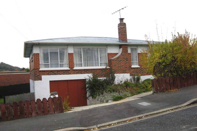 Photo of property in 22 Jellicoe Crescent, Kaikorai, Dunedin, 9010