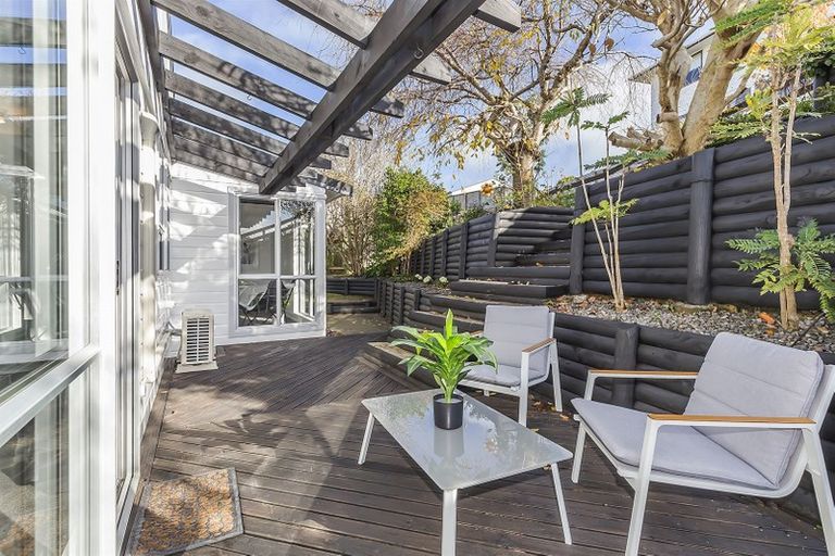 Photo of property in 9 Halyard Place, Whitby, Porirua, 5024