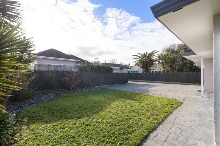 Photo of property in 20a East Street, Terrace End, Palmerston North, 4410