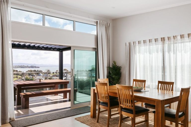 Photo of property in 60c Margaret Drive, Omokoroa, 3114