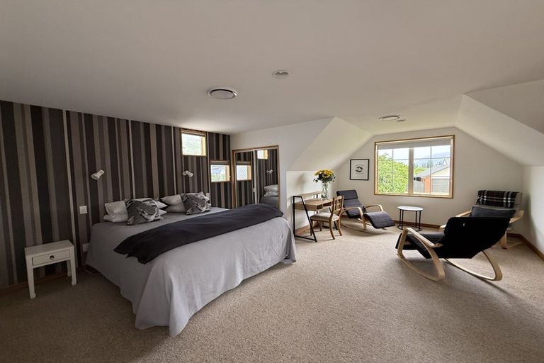 Photo of property in 5 Meadowstone Drive, Wanaka, 9305