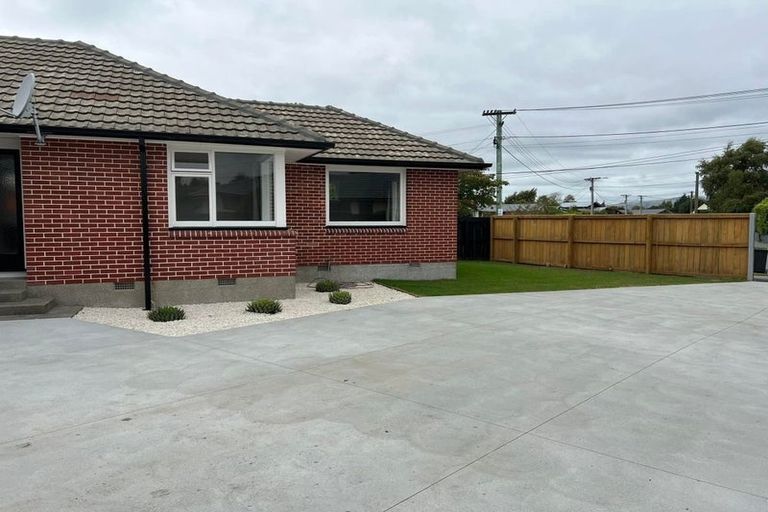 Photo of property in 17 Erin Crescent, Mairehau, Christchurch, 8013