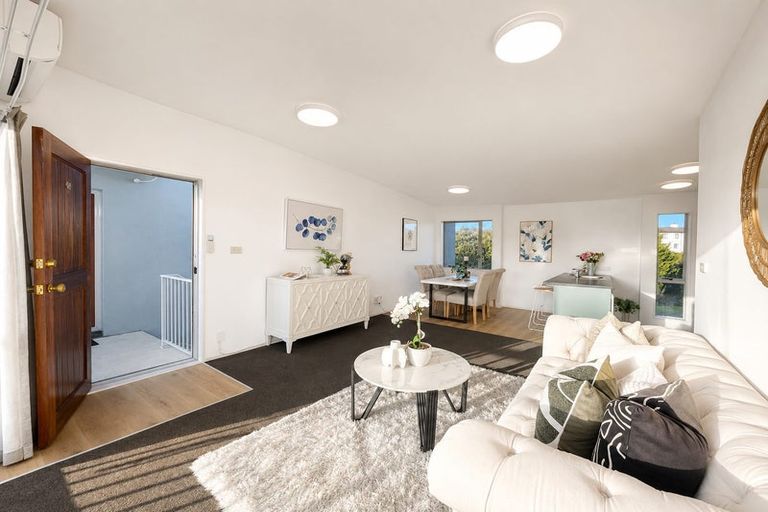 Photo of property in 98/7 Kelvin Hart Drive, East Tamaki, Auckland, 2013
