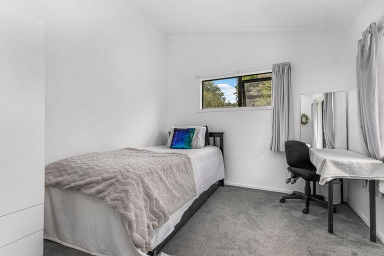 Photo of property in 54 Titoki Street, Te Atatu Peninsula, Auckland, 0610