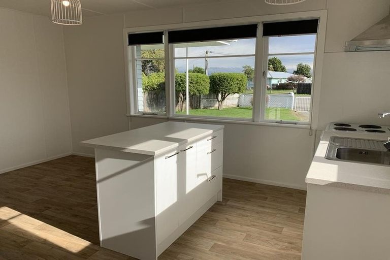 Photo of property in 402 Huia Place, Camberley, Hastings, 4120