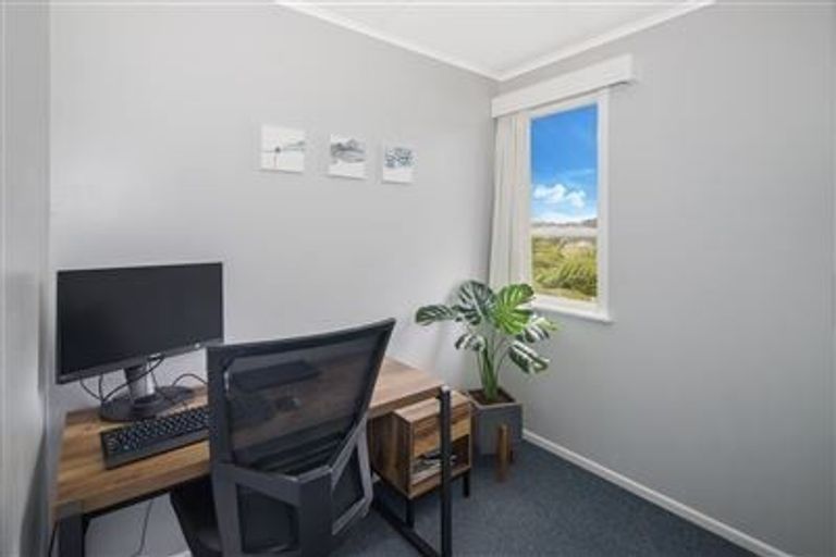 Photo of property in 39 Prospect Terrace, Johnsonville, Wellington, 6037