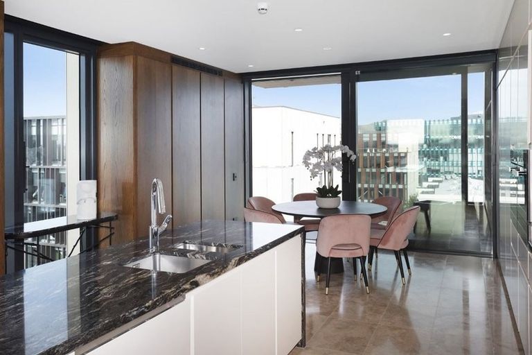 Photo of property in 402/69 Armagh Street, Christchurch Central, Christchurch, 8013