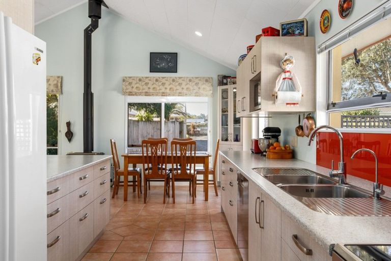 Photo of property in 23 Levley Lane, Katikati, 3129