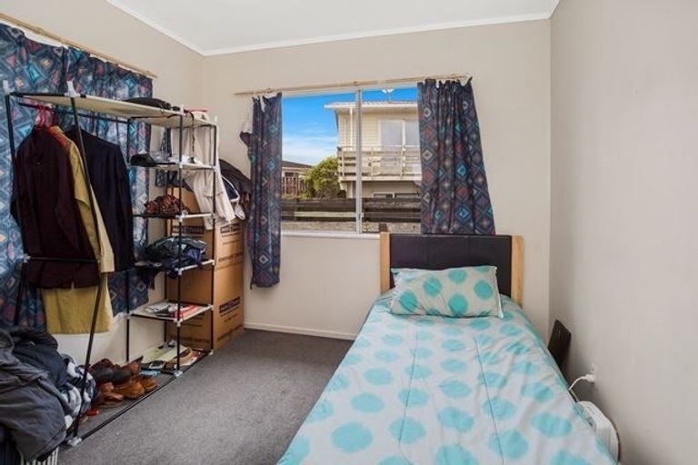 Photo of property in 59 Baylands Drive, Newlands, Wellington, 6037