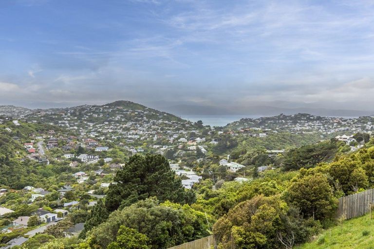 Photo of property in 98 Downing Street, Crofton Downs, Wellington, 6035