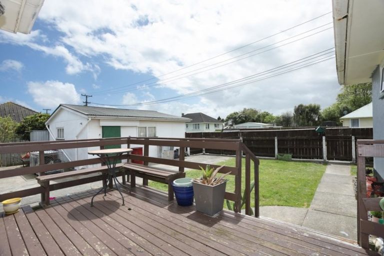 Photo of property in 81 Bridge Street, Bulls, 4818