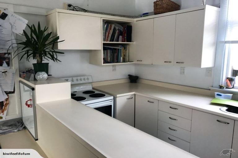 Photo of property in 37 Darvel Street, Riccarton, Christchurch, 8011