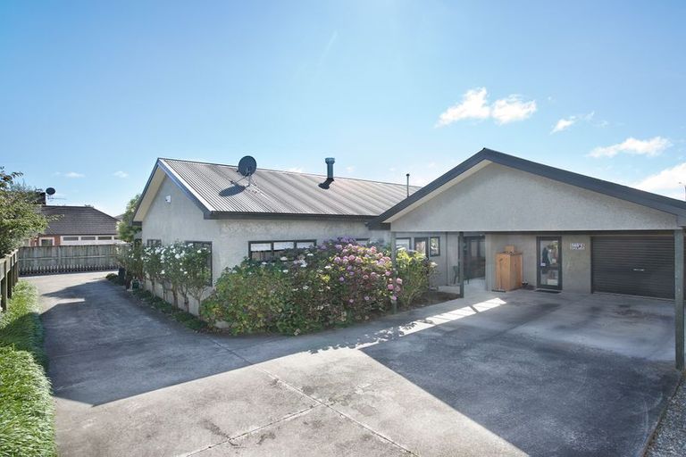 Photo of property in 6 Worsfold Lane, Terrace End, Palmerston North, 4410