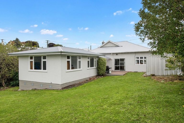 Photo of property in 17 Mersey Street, South Hill, Oamaru, 9400