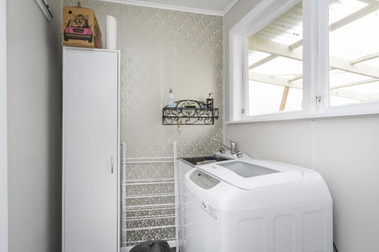 Photo of property in 76 Watershed Road, Bunnythorpe, Palmerston North, 4470