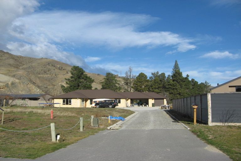 Photo of property in 17 Sunhaven Cove, Cromwell, 9310