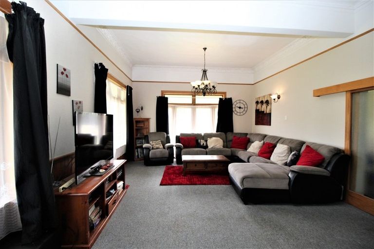 Photo of property in 152 Vogel Street, Woodville, 4920