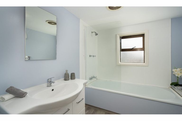 Photo of property in 1/52 Donegal Street, Belfast, Christchurch, 8051