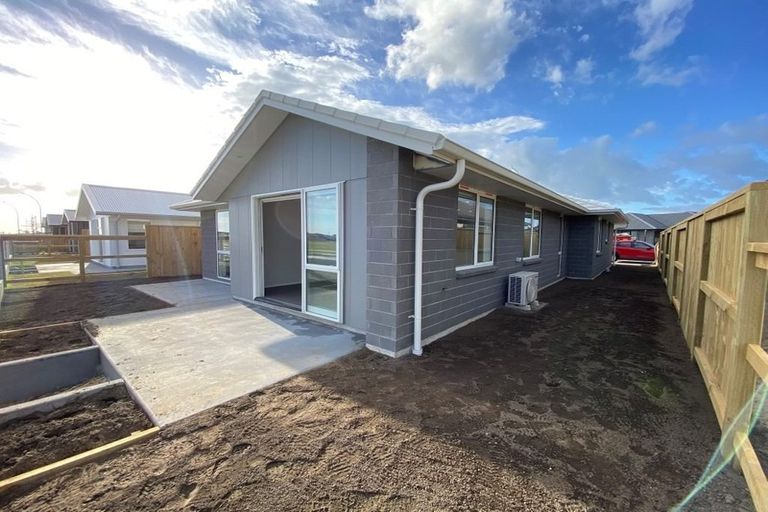 Photo of property in 7 Anchor Crescent, Papamoa, 3118