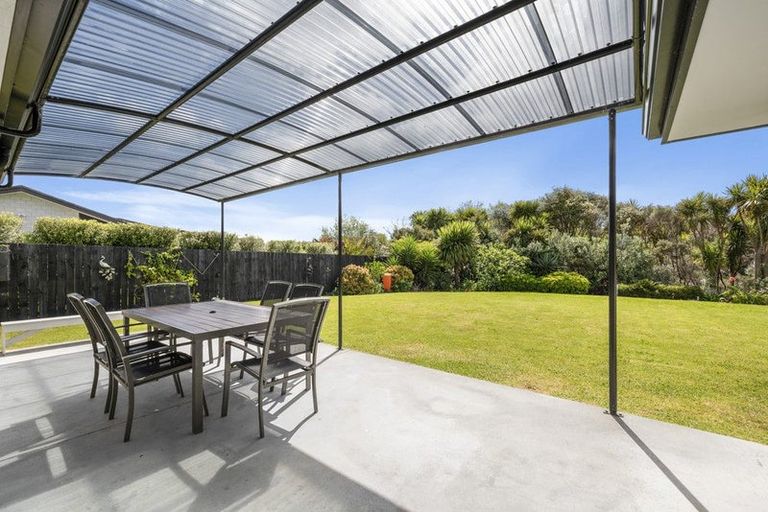 Photo of property in 16 Jack Boyd Drive, Mangawhai Heads, Mangawhai, 0573
