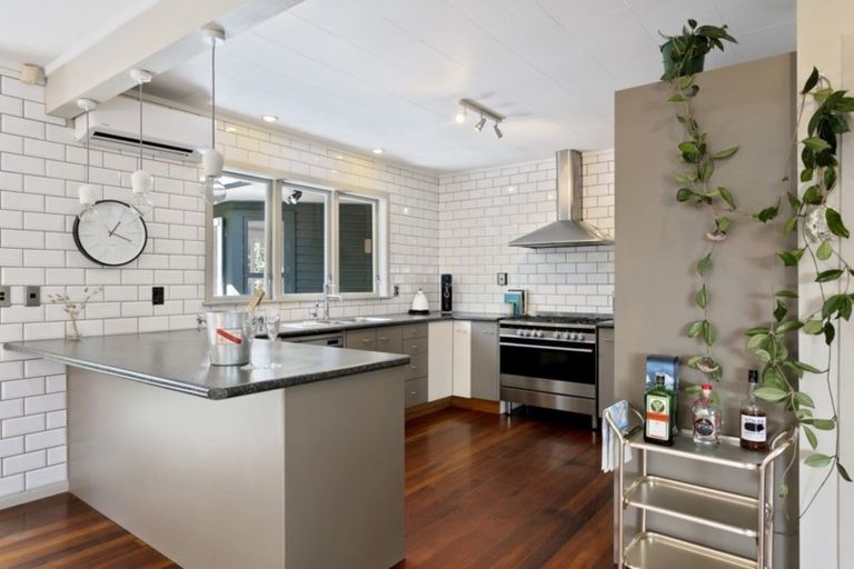 Photo of property in 48 Shepherd Road, Waipahihi, Taupo, 3330