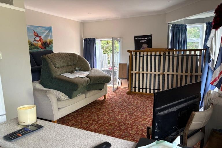 Photo of property in 2/11a Newnham Terrace, Upper Riccarton, Christchurch, 8041