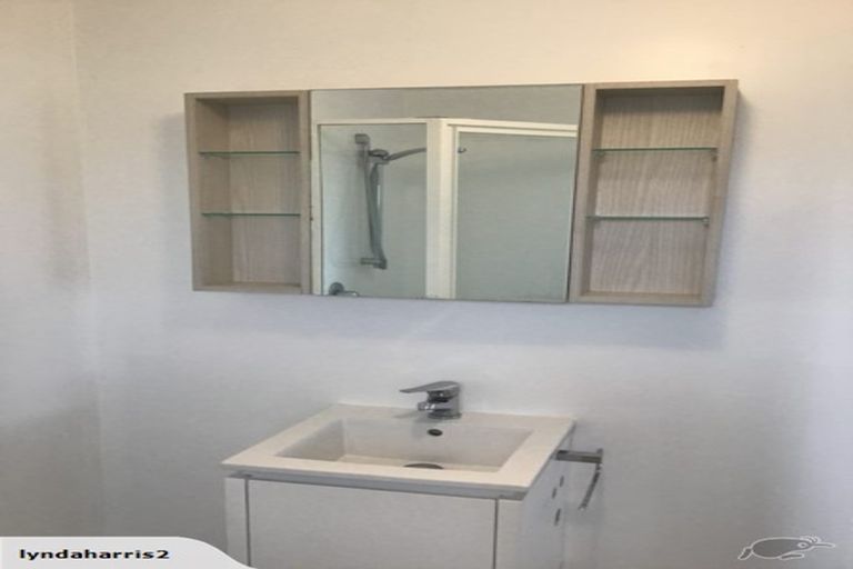 Photo of property in 30b Seaview Road, Otumoetai, Tauranga, 3110