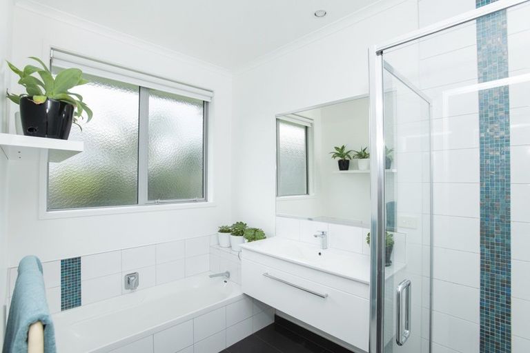 Photo of property in 8 Hamilton Drive, Wainui, Gisborne, 4010