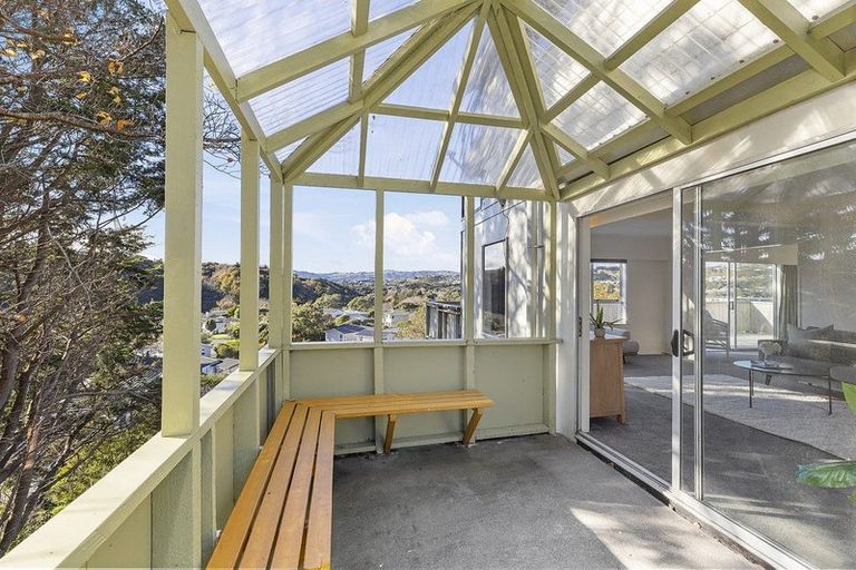 Photo of property in 9 Keel Place, Whitby, Porirua, 5024