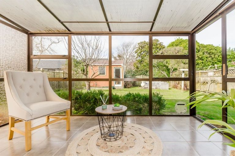 Photo of property in 15 Wedgewood Grove, Raumati Beach, Paraparaumu, 5032