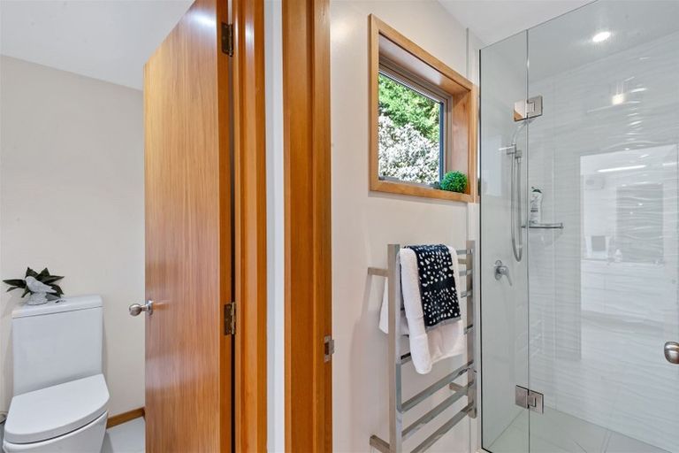 Photo of property in 210 Cannon Hill Crescent, Mount Pleasant, Christchurch, 8081