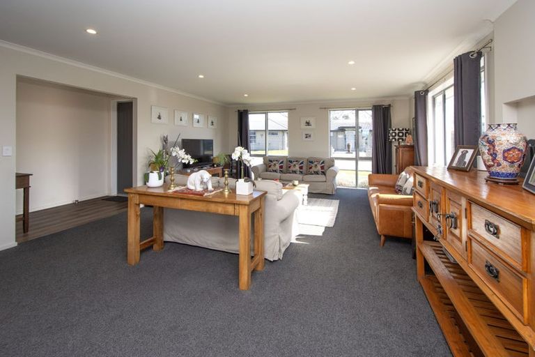 Photo of property in 6 Taniwha Street, Pegasus, 7612