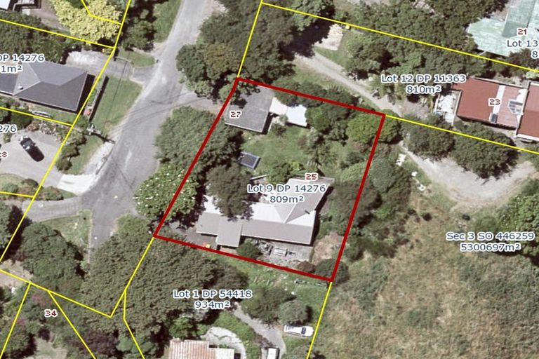 Photo of property in 25 Dell Road, Raumati South, Paraparaumu, 5032