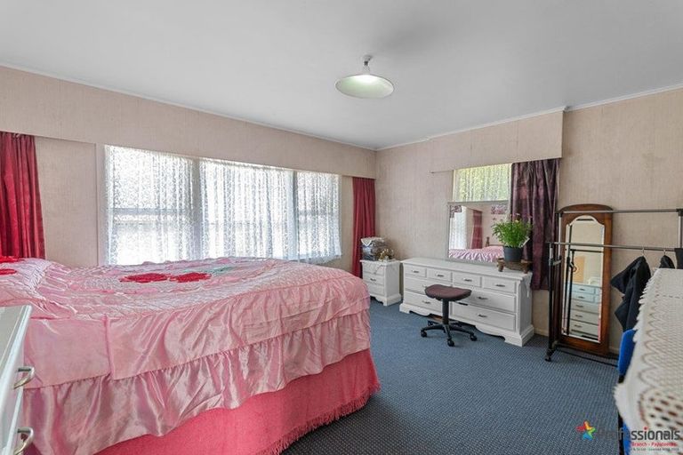 Photo of property in 42 Pooks Road, Ranui, Auckland, 0612