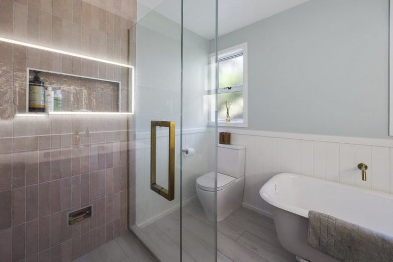 Photo of property in 7 Hursthouse Street, Vogeltown, New Plymouth, 4310