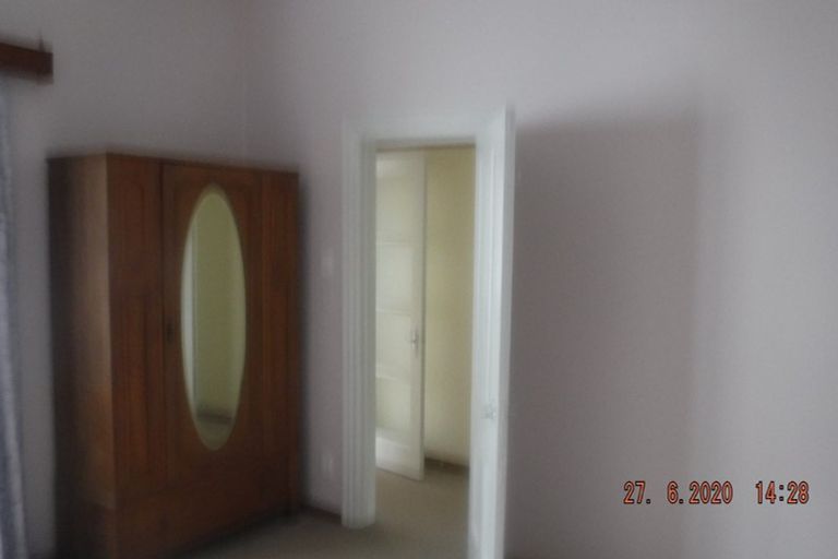 Photo of property in 30 Lavaud Street, Berhampore, Wellington, 6023