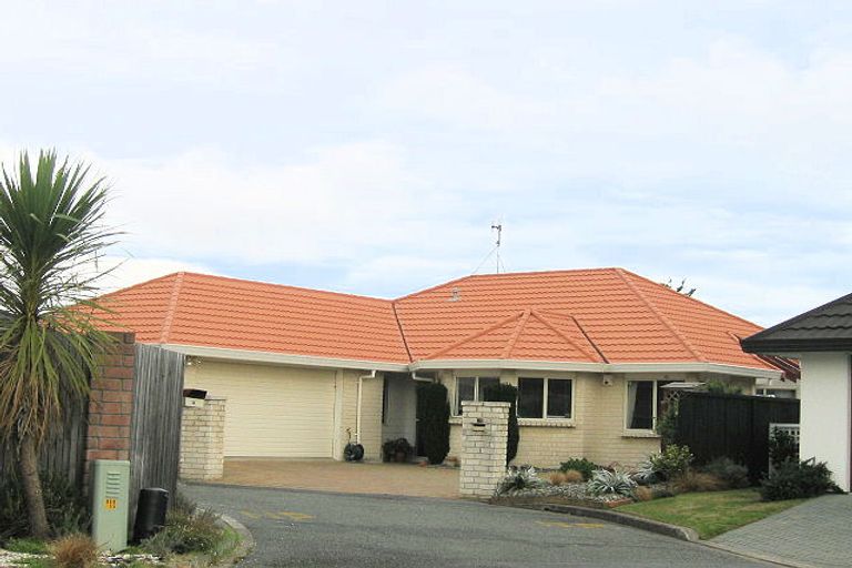 Photo of property in 12 Beach Haven Place, Paraparaumu Beach, Paraparaumu, 5032