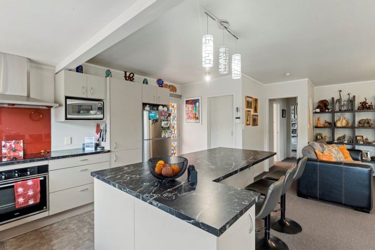 Photo of property in 404b Ngatai Road, Bellevue, Tauranga, 3110