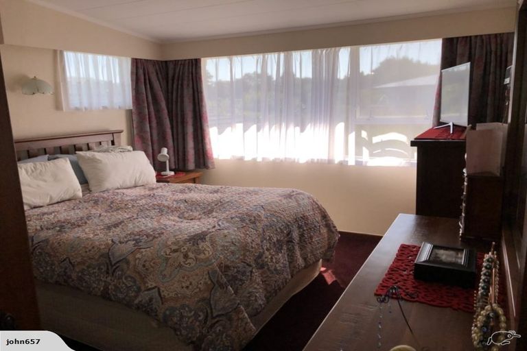 Photo of property in 66 Southgate Road, Southgate, Wellington, 6023